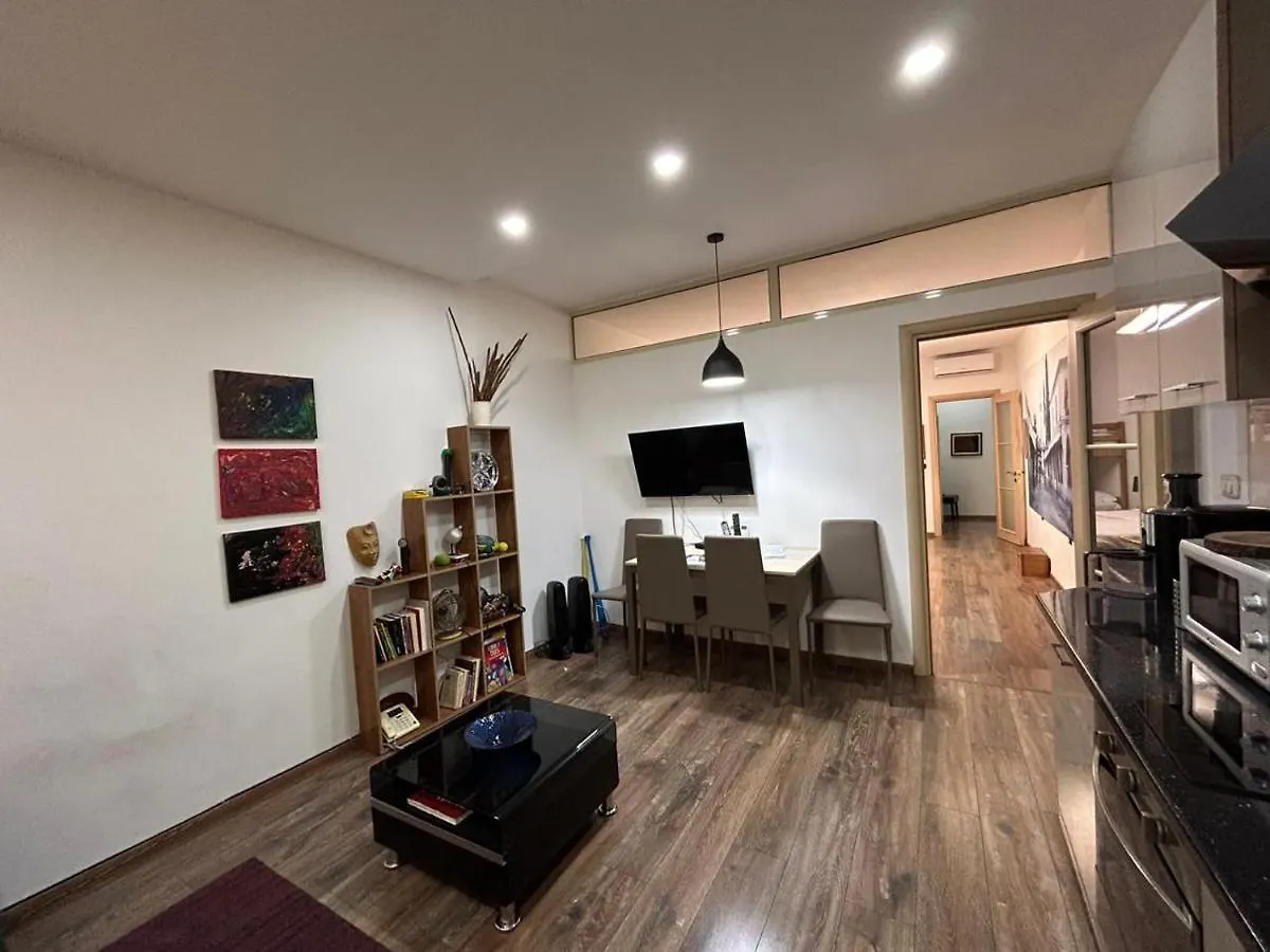 Marias Home In Blloku, Tirana location