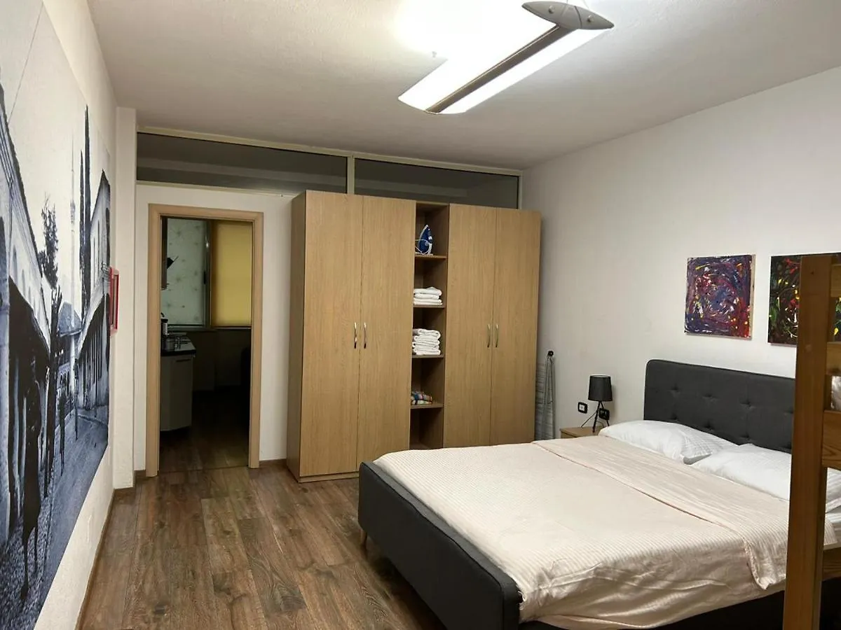 Marias Home In Blloku, Tirana Apartment