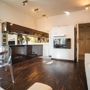 Powisle Apartment Warsaw