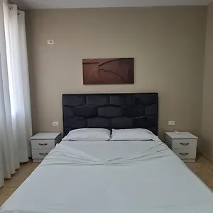  Апартаменты The Place